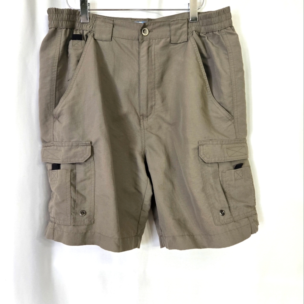 Sportsman Worldwide Tan/ Kaki Cargo Shorts Size 34